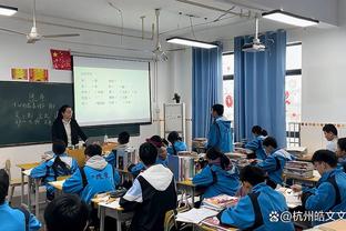 阿斯：遭拜仁施压戴维斯决心去皇马，皇马也想以合理价格签下他